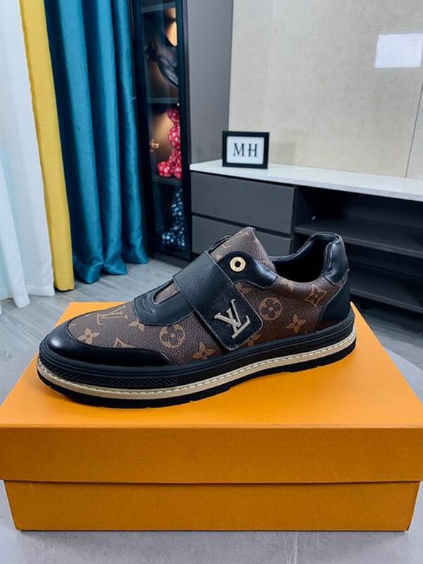 men LV shoes-152